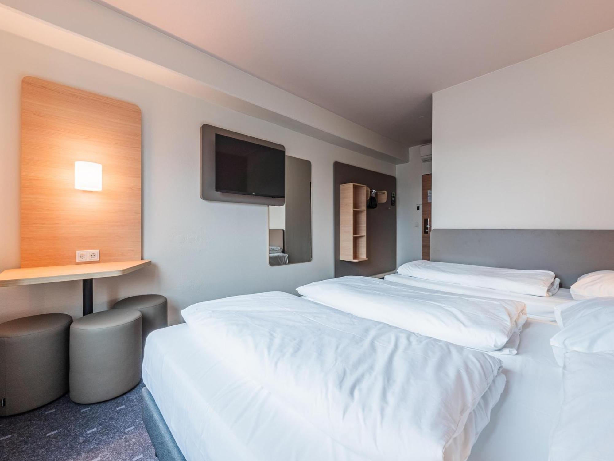 B&B Hotel Rastatt Buitenkant foto