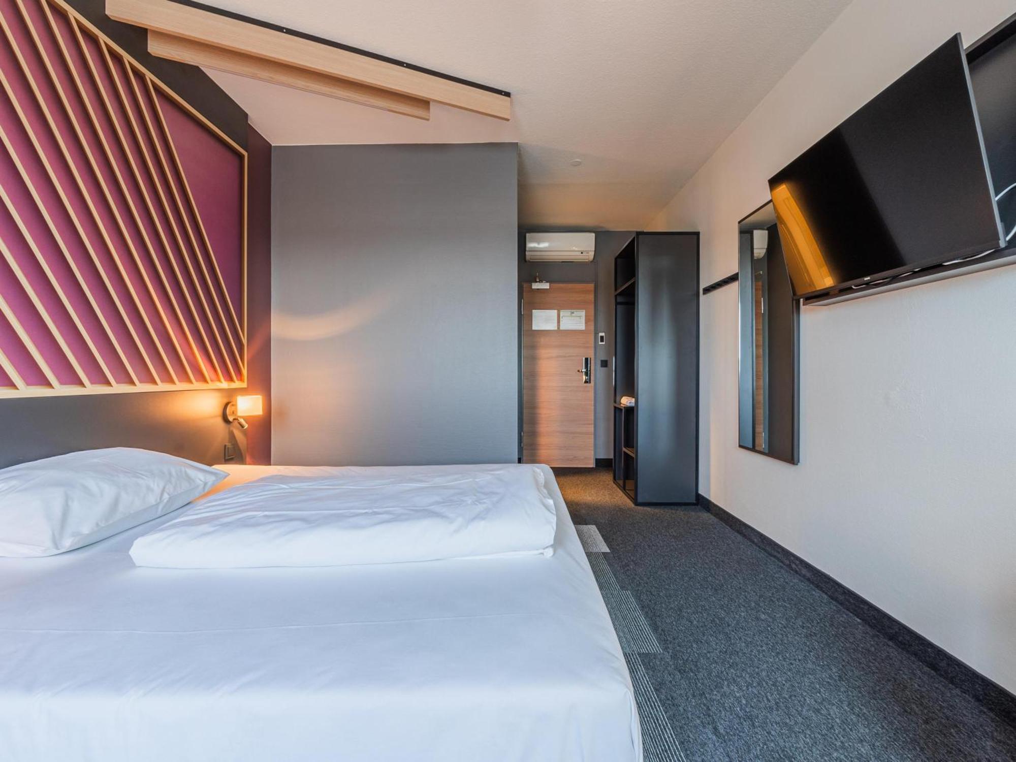 B&B Hotel Rastatt Buitenkant foto